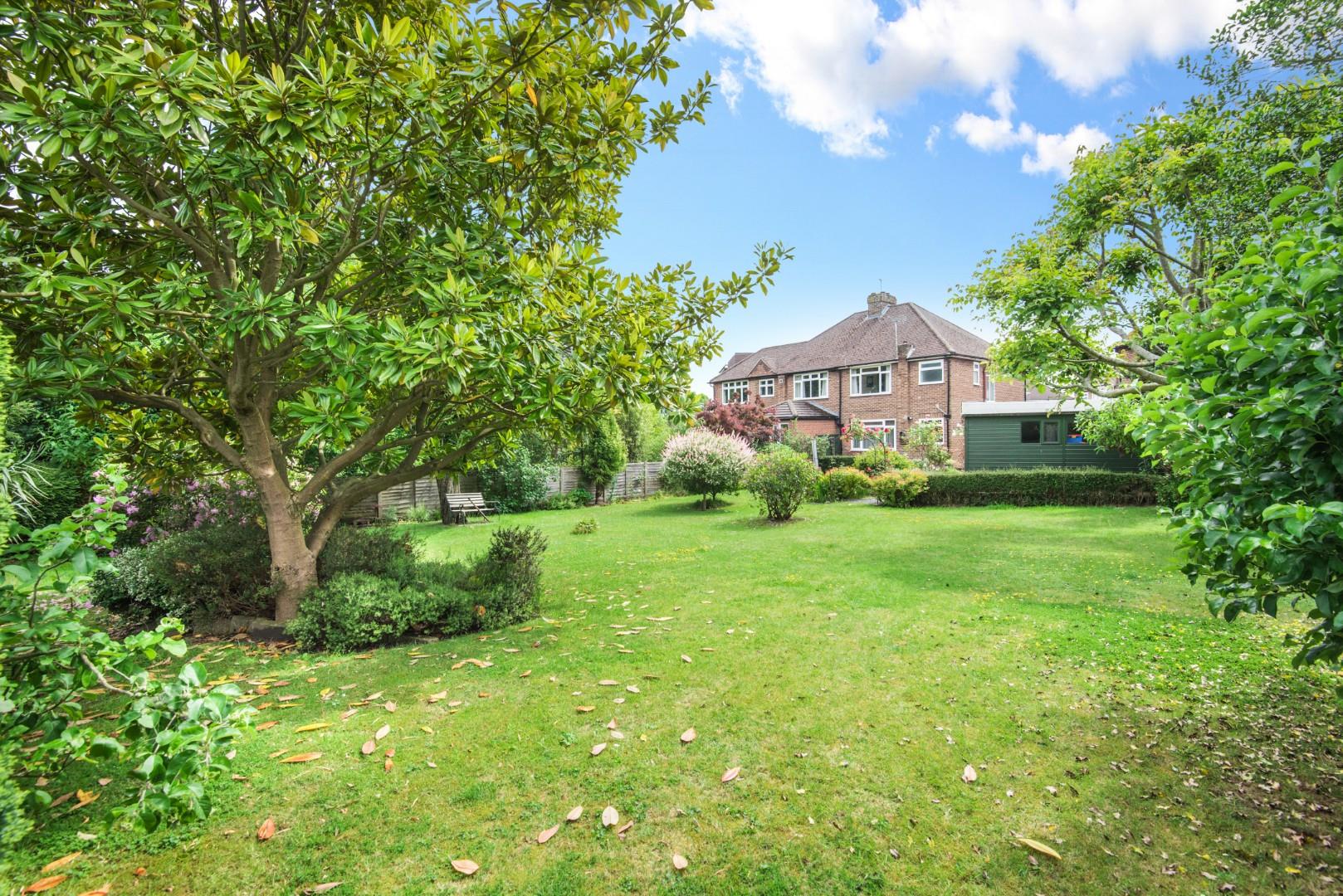 Manor Crescent, Guildford Collins Guildford